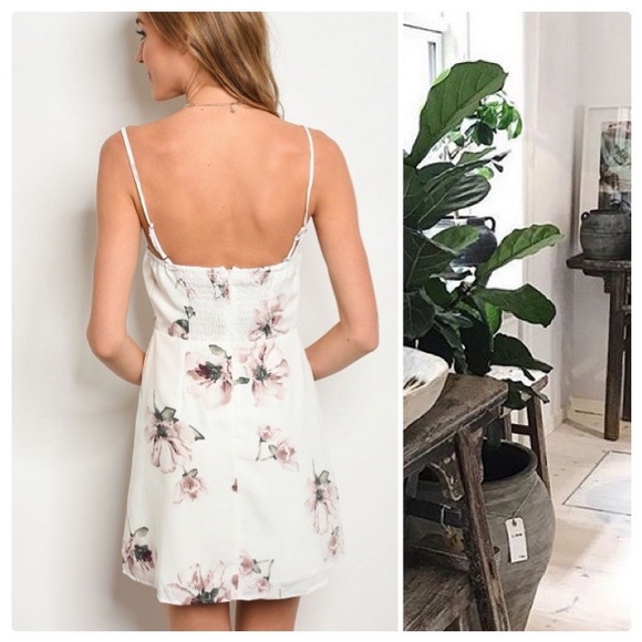 *CLEARANCE* Big Flowers Summer Mini Dress - Picture 3 of 6